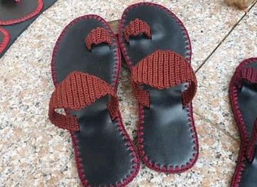 cameroon/limbe-beach/shop/devinejoy-crafts-store