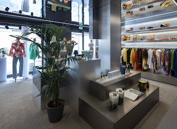 san-marino/monte-san-cristoforo/shop/julian-fashion-san-marino