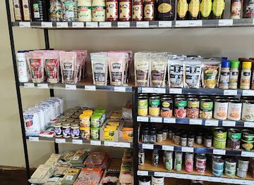 botswana/okavango-delta/shop/delta-meat-deli