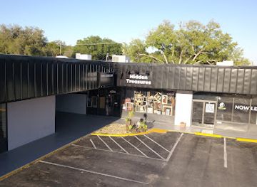 florida/crystal-river/shop/marketplace-at-manatee-springs