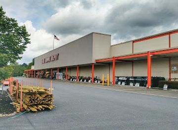 vermont/bennington/shop/bennington-plaza