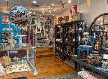 new-york/long-island/shop/wit-whim