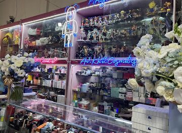 vietnam/dalat/xuan-huong-lake/shop/t-gift-shop