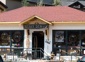 colorado/rocky-mountain-national-park/shop/bears-den-estes-park