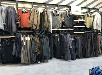 uganda/jinja/shop/tourist-apparel-centre-jinja