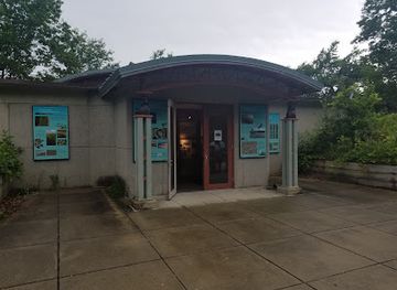 illinois/illinois-beach-state-park/shop/illinois-beach-state-park-nature-center