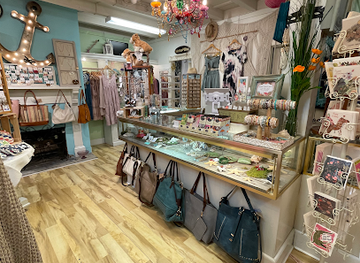 maryland/ocean-city-beach/shop/raggamuffin-boutique