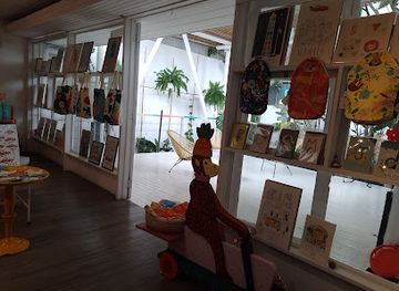 costa-rica/central-valley/shop/holalola-gift-shop
