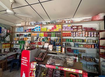 maldives/thulusdhoo-island/shop/m-i-n-shop