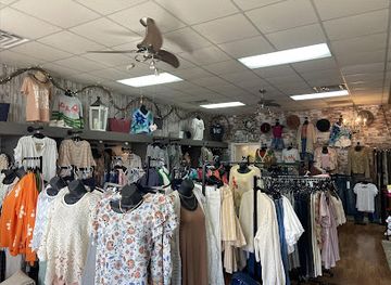 indiana/evansville/shop/lili-lu-designs