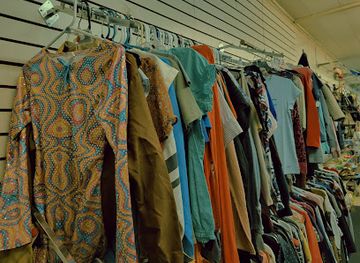 massachusetts/lowell/shop/thriftdit