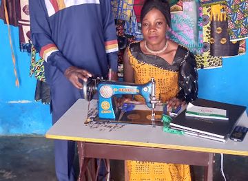 guinea/mamou-region/shop/cooperative-pewal-couture