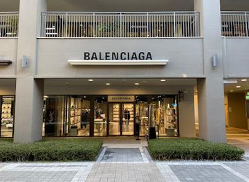 south-korea/busan/shop/balenciaga