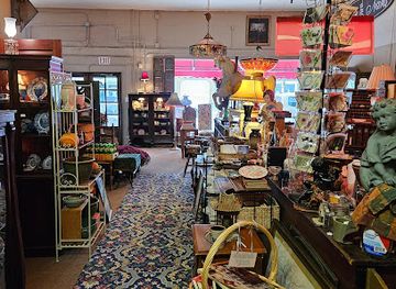 west-virginia/huntington/shop/village-antiques