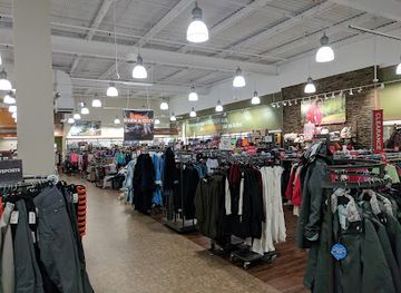 connecticut/danbury/shop/berkshire-shopping-center