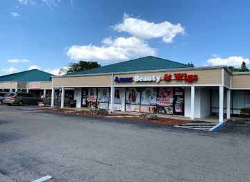 florida/fort-myers/shop/columbus-square-shopping-center