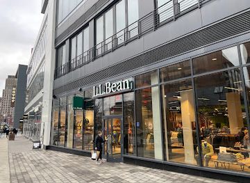 massachusetts/boston/seaport-district/shop/l-l-bean