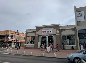 aruba/natural-pool/shop/royal-plaza-mall