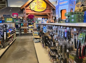 michigan/central-michigan/shop/great-lakes-crossing-outlets