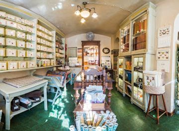 italy/florence/oltrarno/shop/d-vers