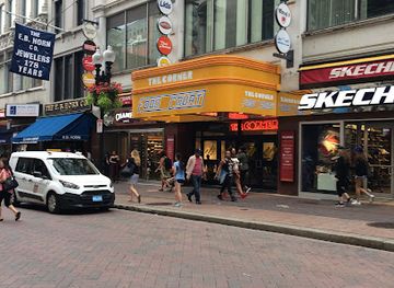 massachusetts/boston/shop/the-corner-mall