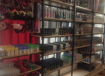 cabo-verde/sal-rei/shop/shop-bubista-ruize-pan