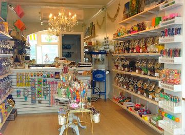 new-york/montauk/shop/the-candied-anchor