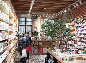 ukraine/lviv-region/shop/kram-15-mahazyn-suveniriv