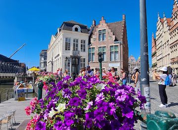 belgium/ghent/historic-center/shop/vandezande-martine