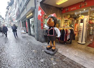 switzerland/lucerne/shop/casagrande-souvenirs-watches-kapellgasse