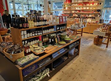 sweden/stockholm/djurgarden/shop/skansenbutiken