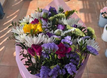 cyprus/avakas-gorge/shop/helen-s-flower-shop