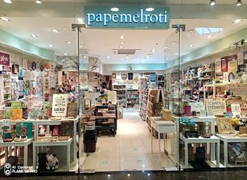 philippines/manila/makati/shop/papemelroti-glorietta-1