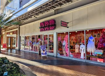 arizona/tempe/downtown-tempe/shop/rolling-rack-boutique-tempe-marketplace