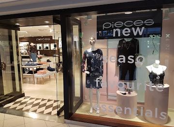 faroe-islands/sorvagur/shop/pieces