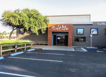 florida/jacksonville/jacksonville-beach/shop/salt-life-retail-jax-beach