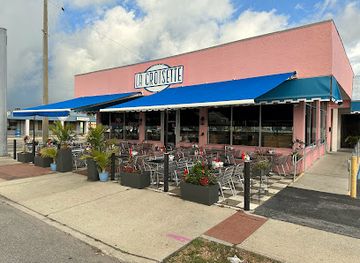 florida/st-petersburg/st-pete-beach/shop/corey-avenue-shopping-district