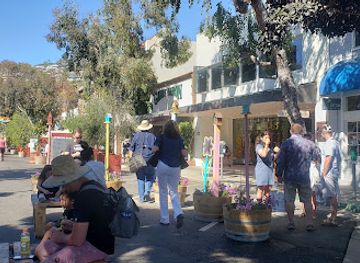 california/laguna-beach/shop/cotton-place