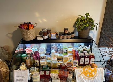 iowa/little-switzerland/shop/nest-modern-goods