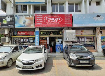 india/chennai/egmore/shop/treasure-island