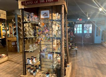 arizona/saguaro-national-park/shop/gifts-shop