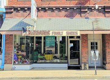 ohio/mohican-state-park/shop/buzzard-s-family-shoe-store