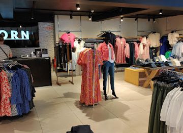 united-kingdom/cork/shop/born-clothing