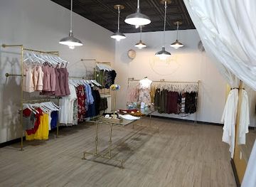 nebraska/omaha/shop/the-gold-spot-boutique