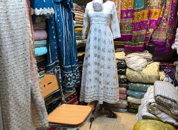 pakistan/karachi/clifton/shop/aziz-banarsi-clifton