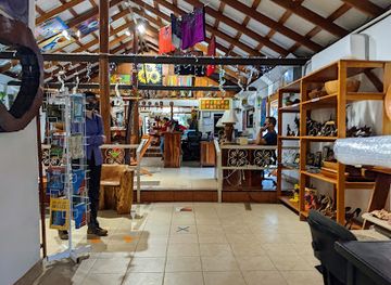 belize/northern-belize/shop/the-orange-gallery