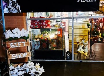 texas/lubbock/shop/catrinas-plaza