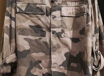 israel/hadera/shop/h-m