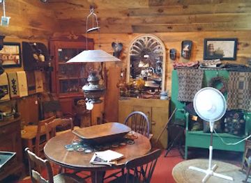 new-hampshire/lake-winnipesaukee/shop/mari-s-treasures