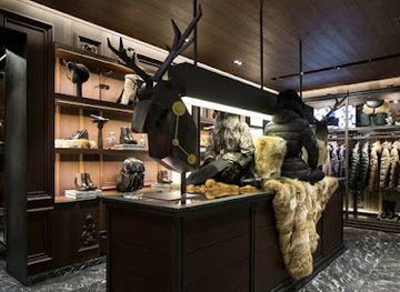 italy/cortina-d-ampezzo/shop/moncler